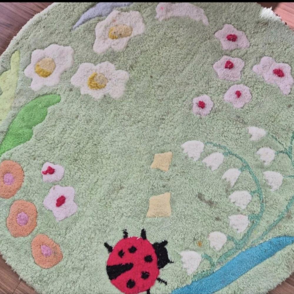 러그 얼룩 제거