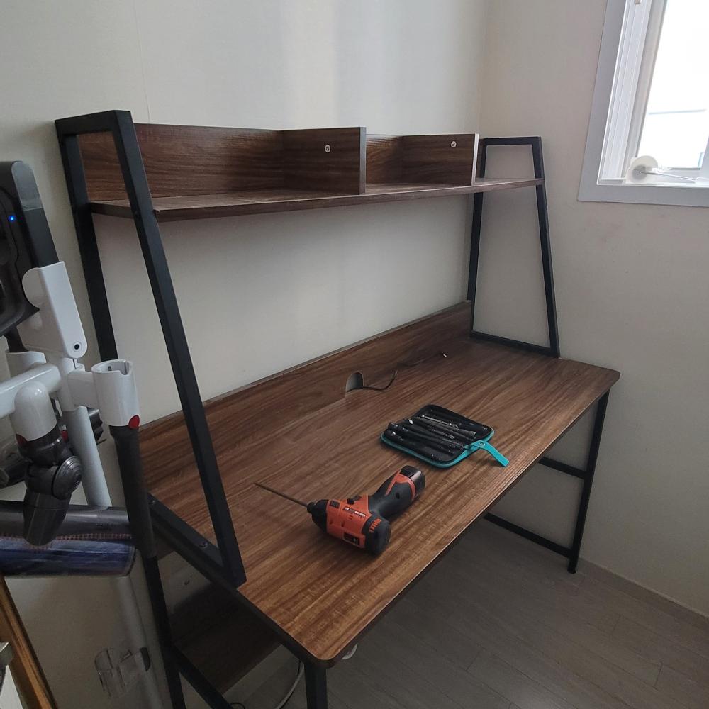 [구로구 구로동] 방1/방2 가구재배치 및 책상폐기 요청건입니다