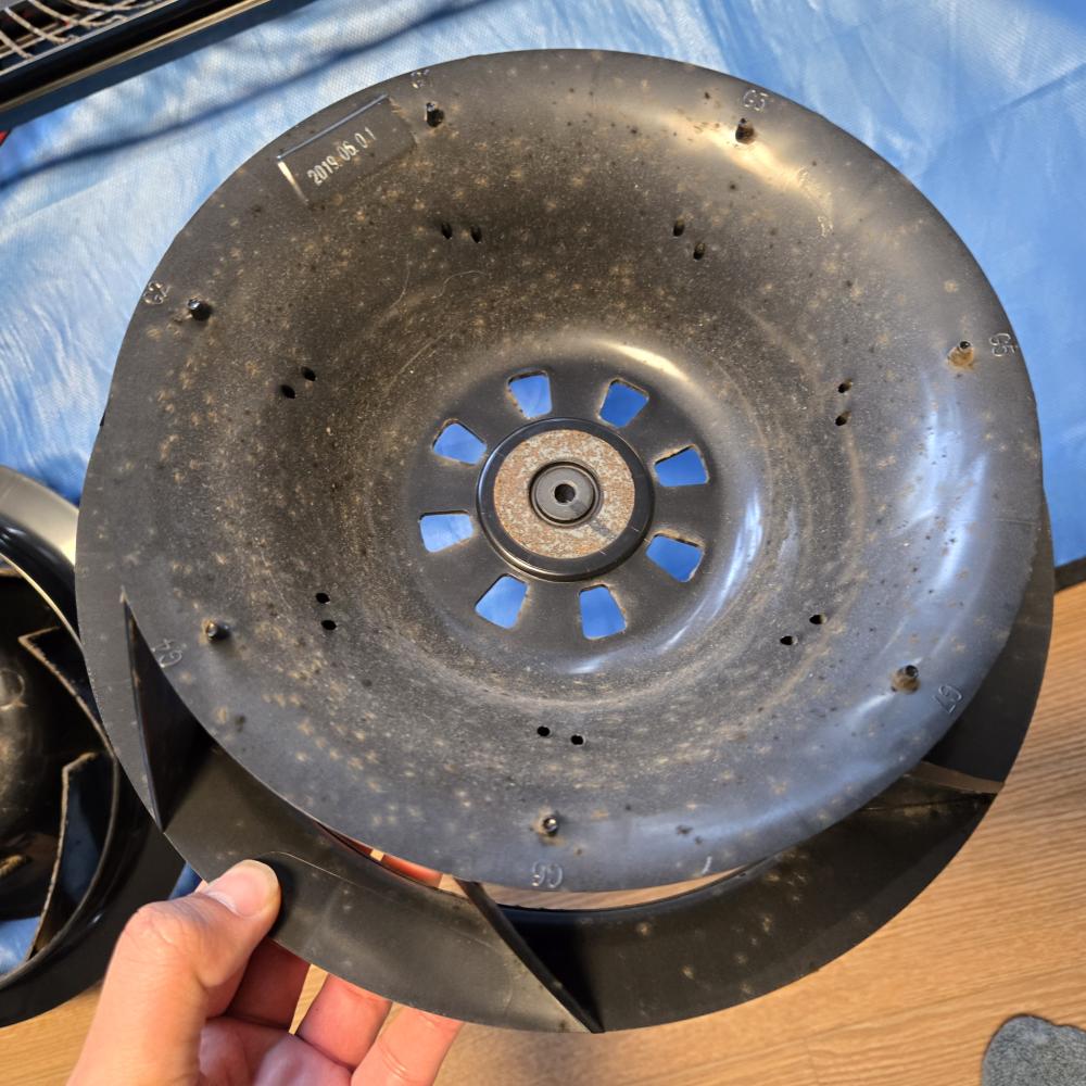 가정용 투인원 에어컨 분해청소