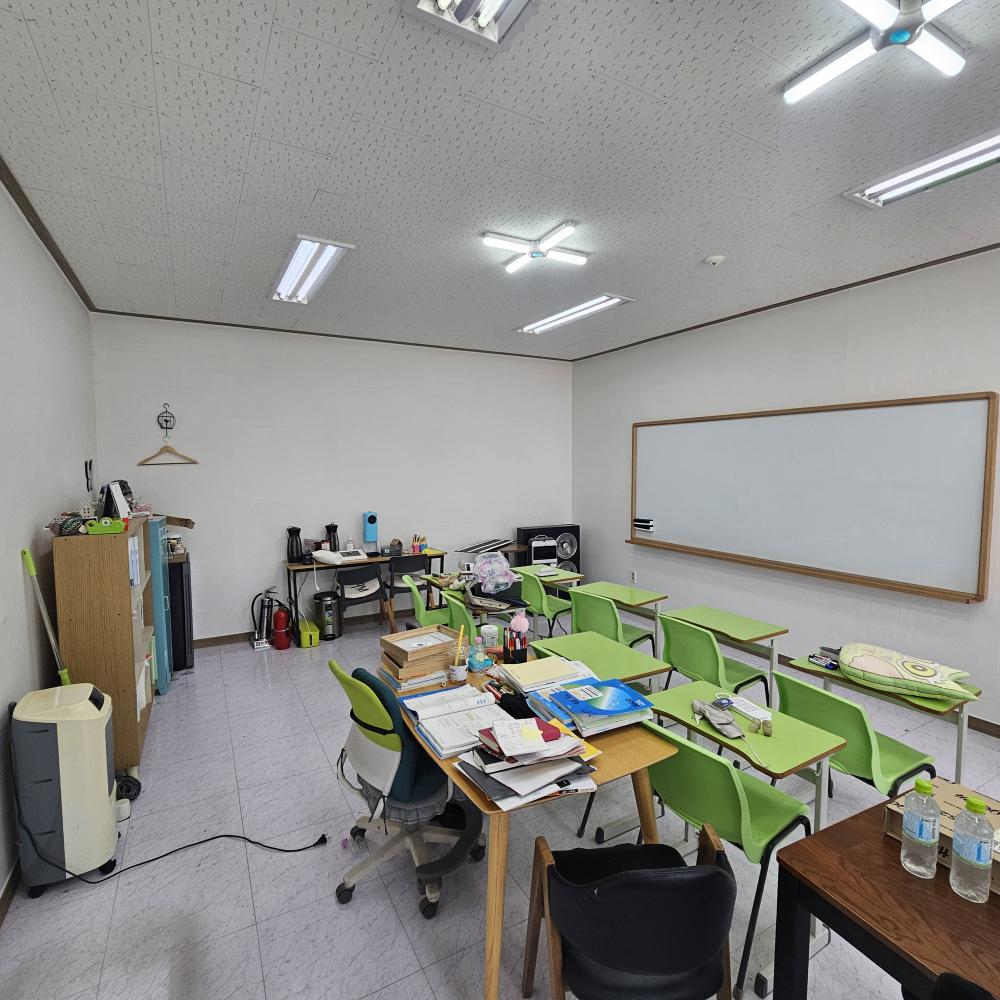 (화성시동탄도배) 청계동 525 동탄역시범호반써밋 상가 교습소 벽면만 실크도배