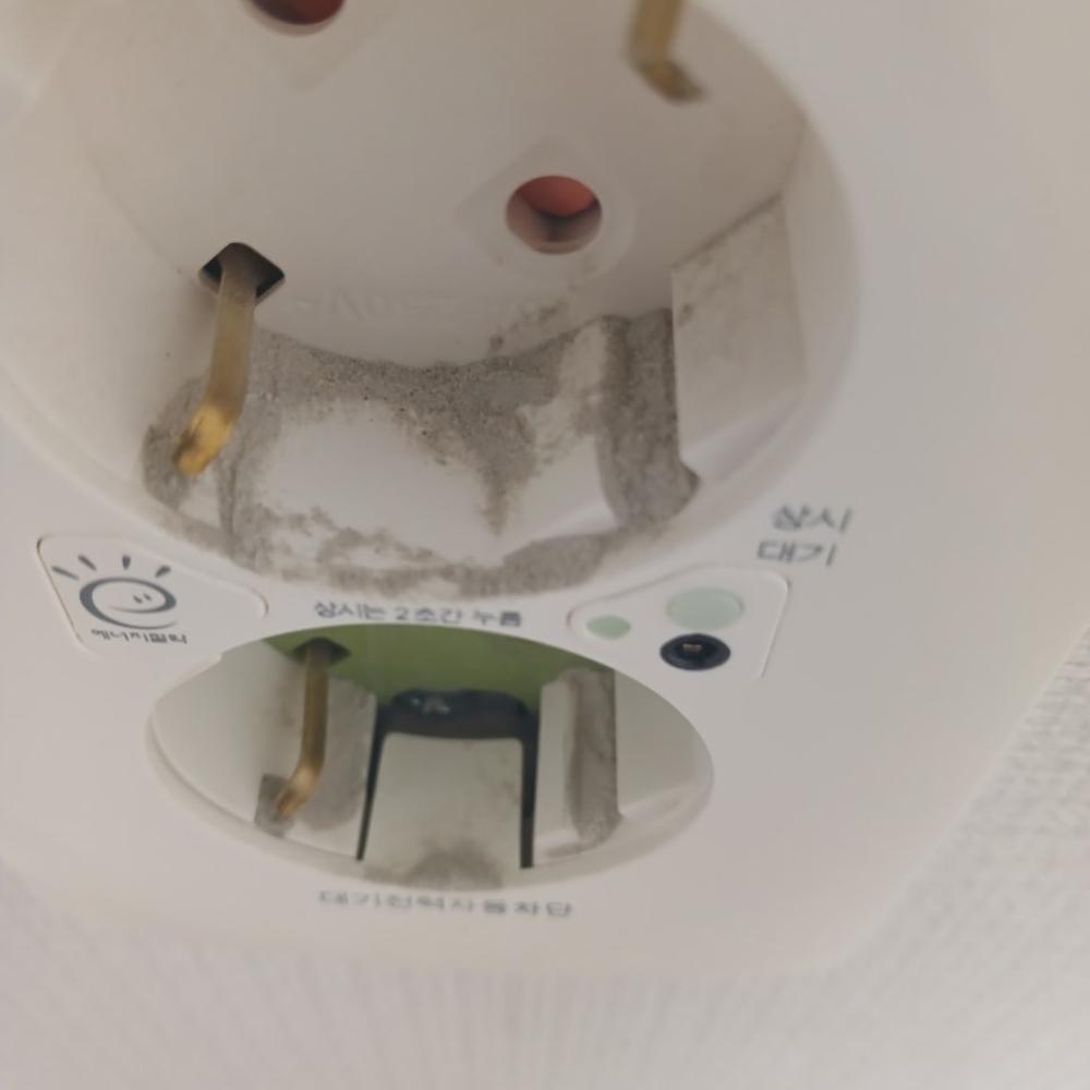 신축 입주청소, 작은곳도 놓치지 않고 청소 해드립니다