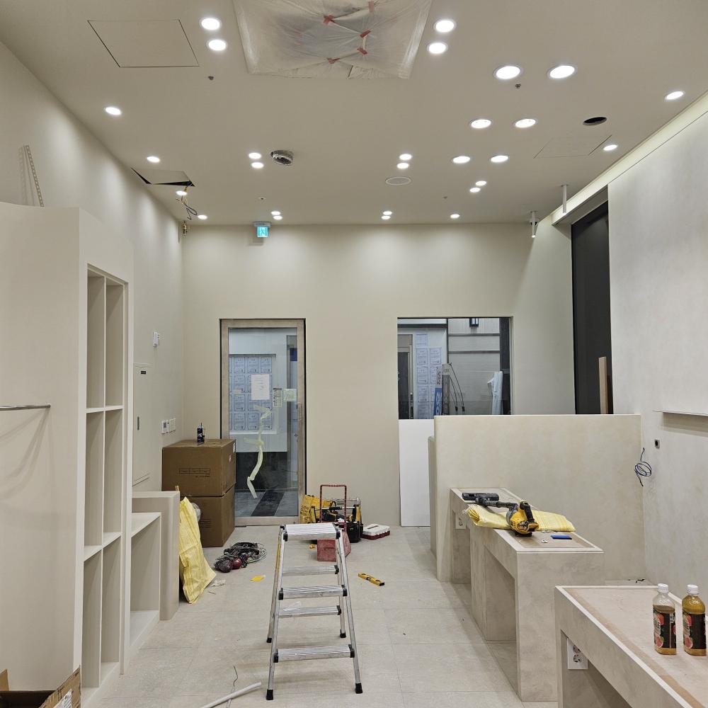 네일샾 도장공사