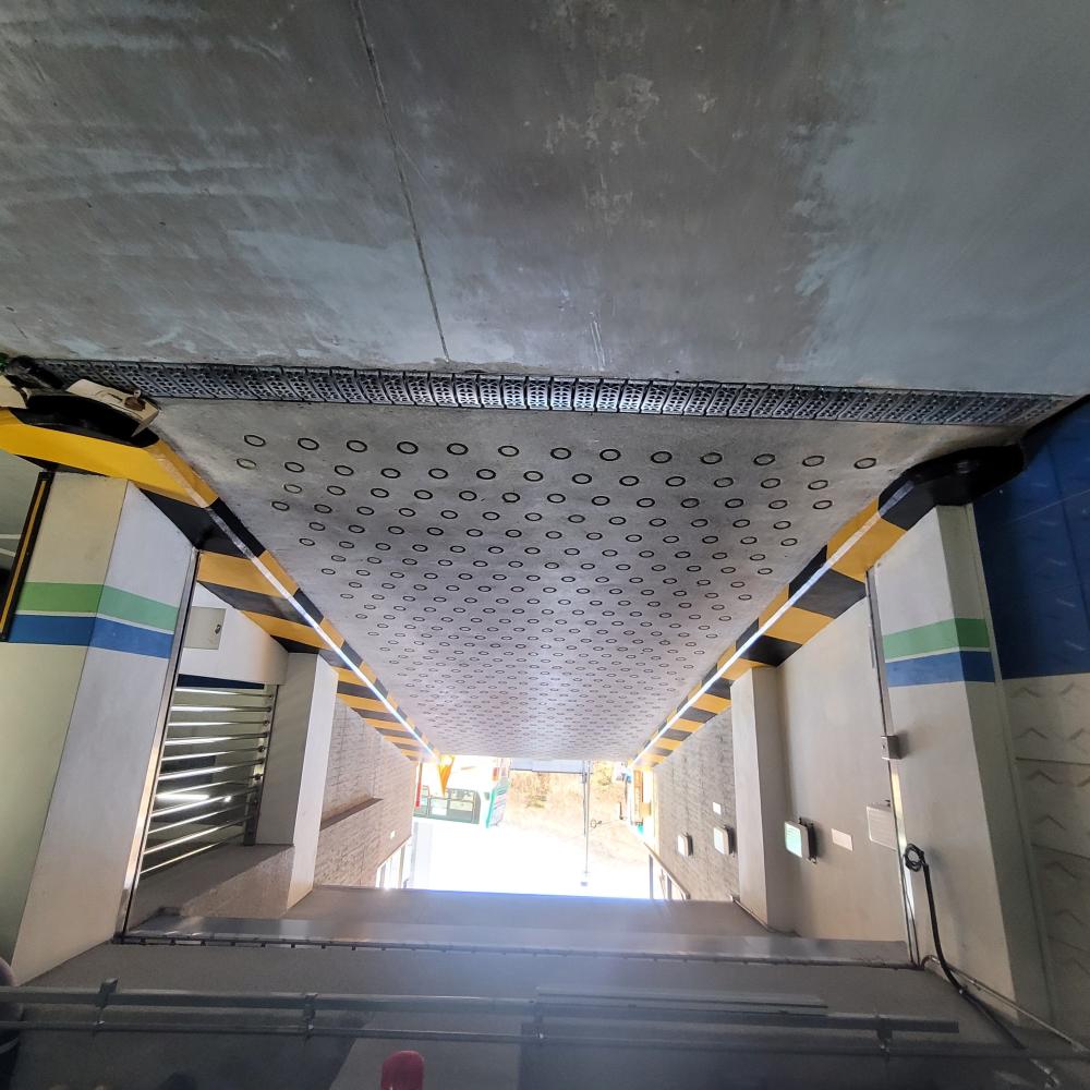 도서관 지하주차장 페인트작업
