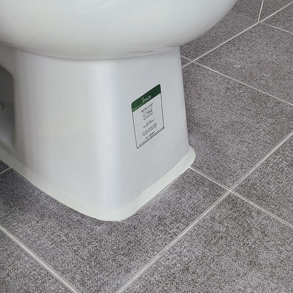 변기 메지작업입니다.