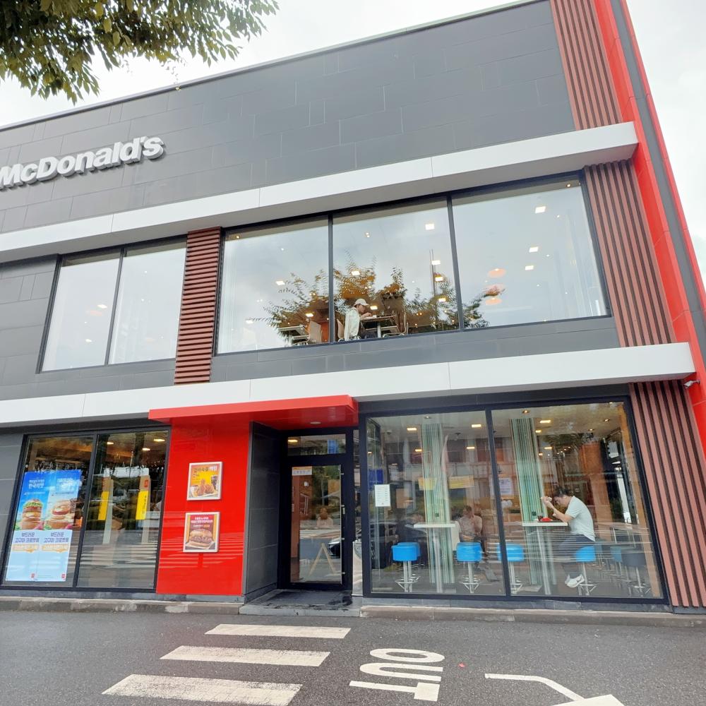 인천 맥도날드 외벽및,유리창 외부,내부청소