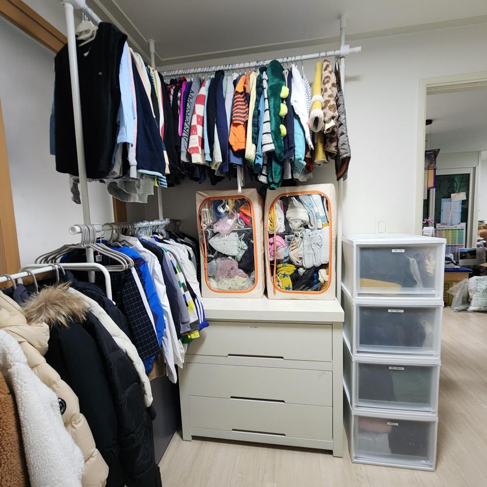 자녀방 행거 설치