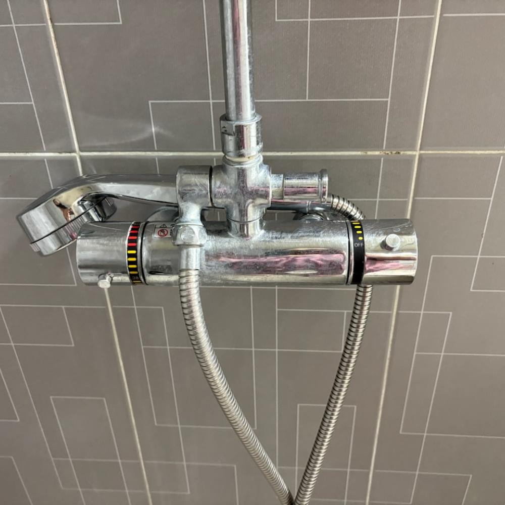 샤워실 수전 교체