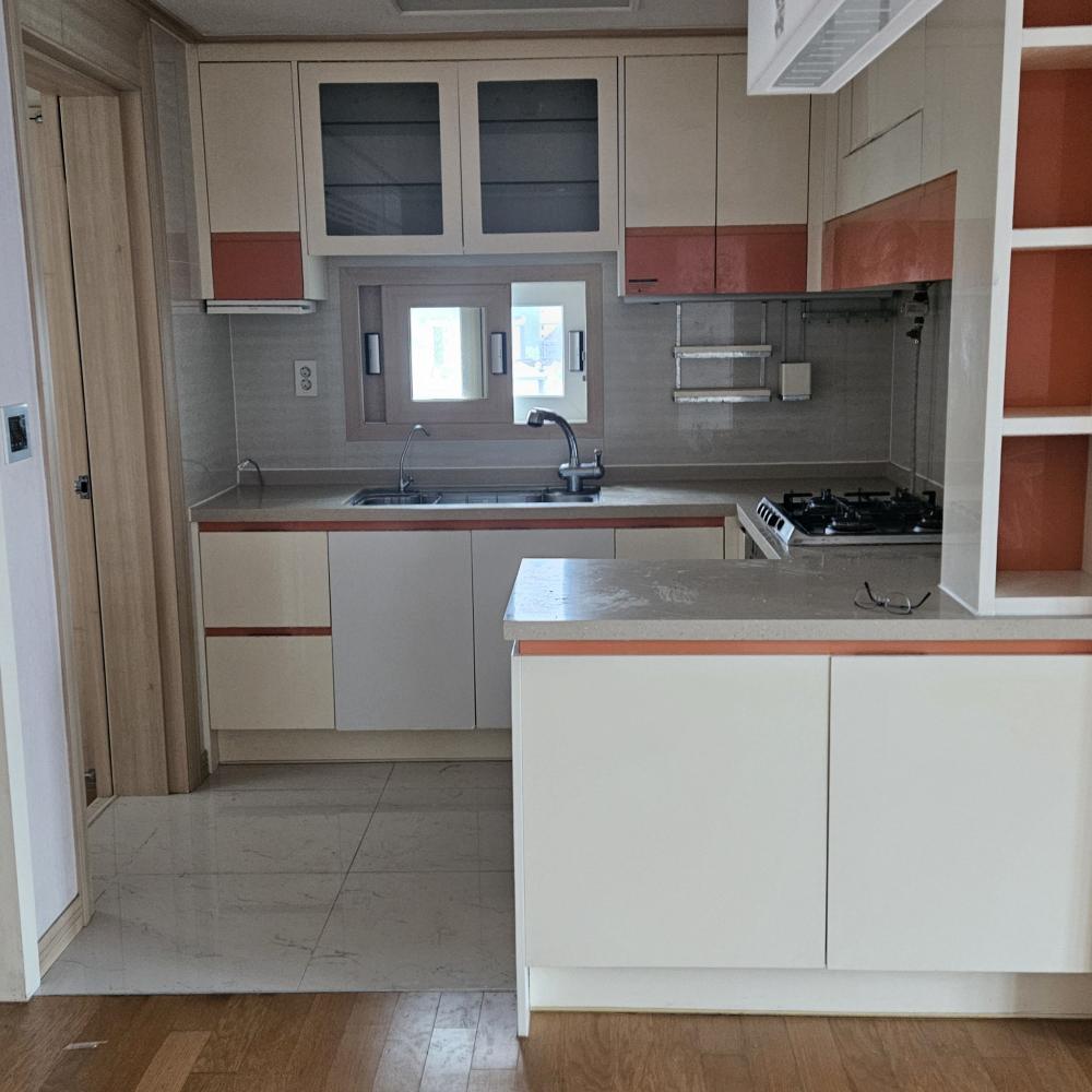 주방&냉장고수납장 인테리어필름 시공