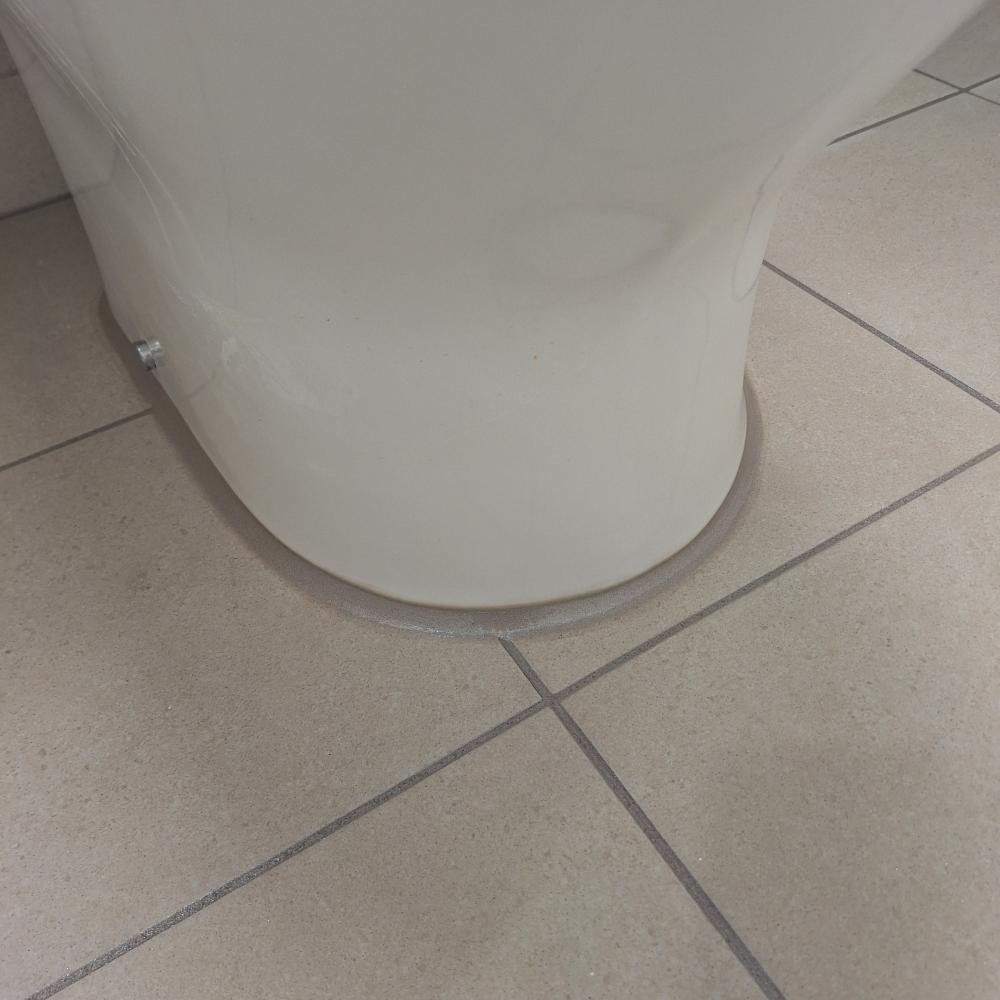 신축아파트 욕실바닥